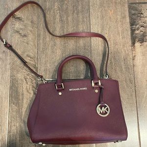 Michael Kors hand bag